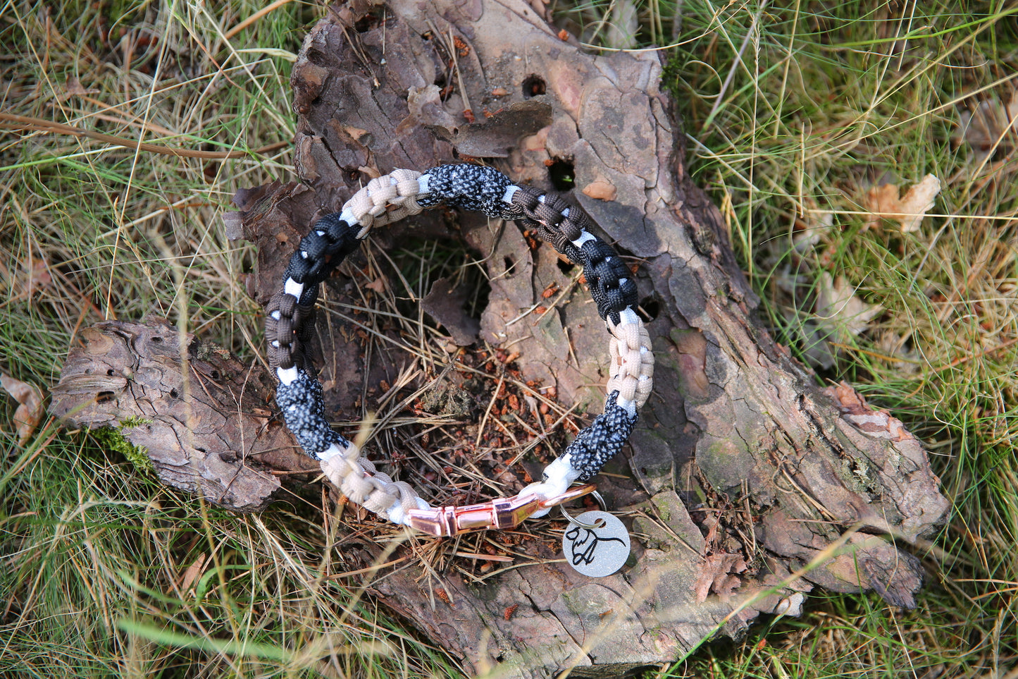 Individuelles Halsband "Daisy" aus Paracord
