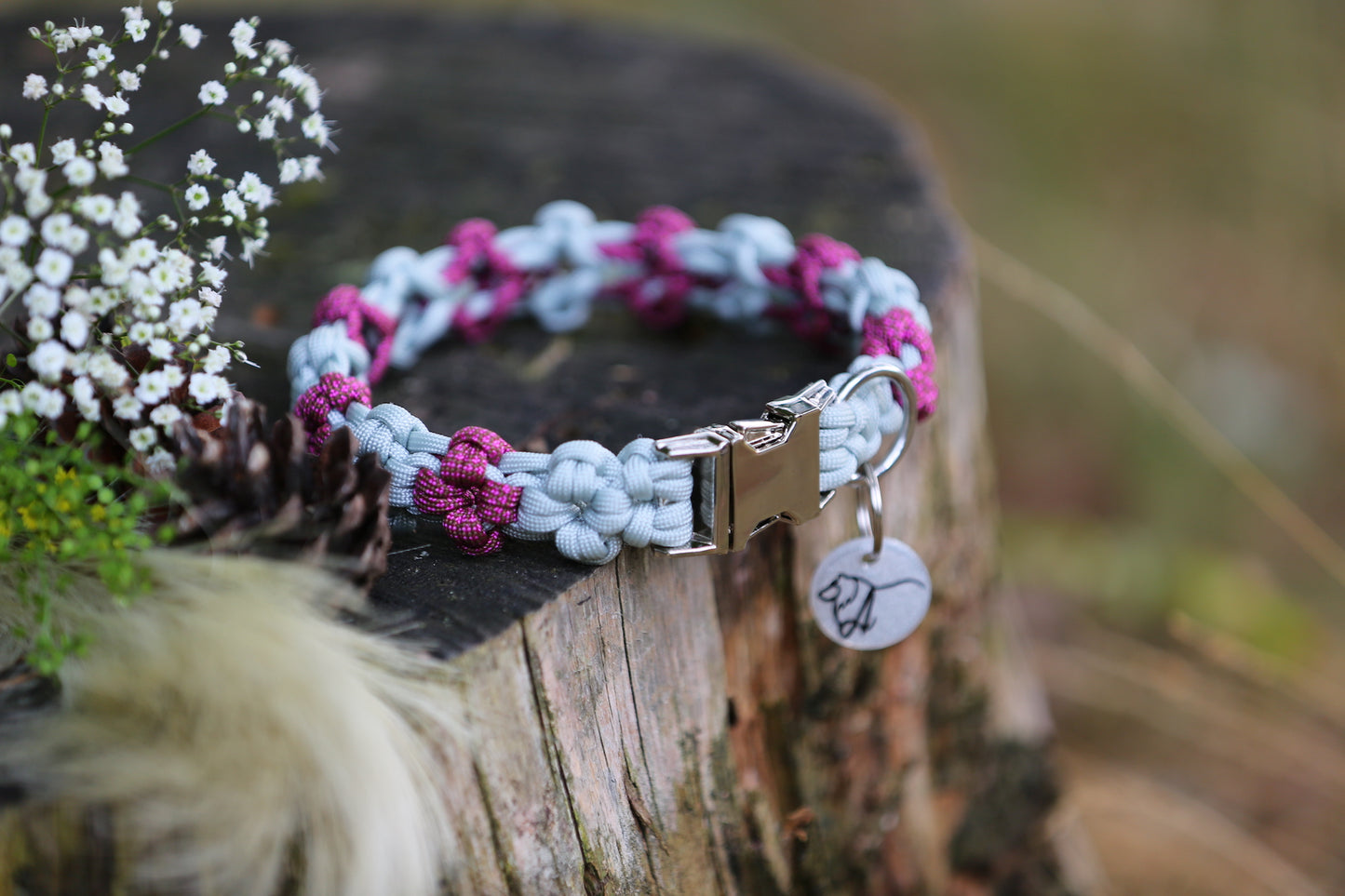 Individuelles Halsband "Orchidee" aus Paracord