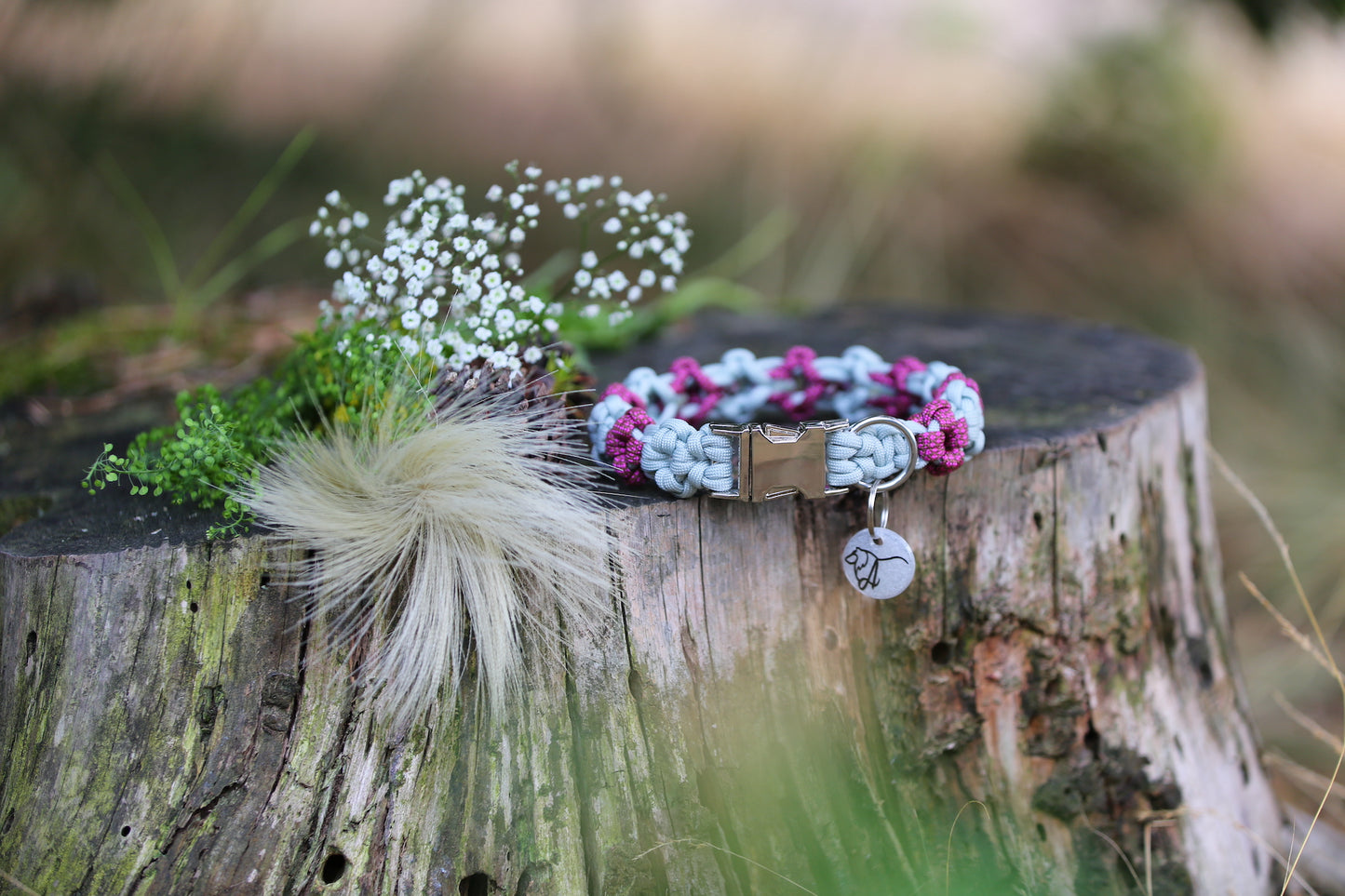 Individuelles Halsband "Orchidee" aus Paracord