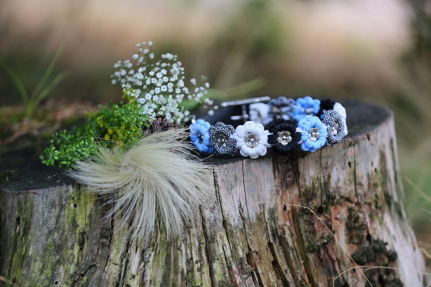 Individuelles Halsband "Daisy" aus Paracord